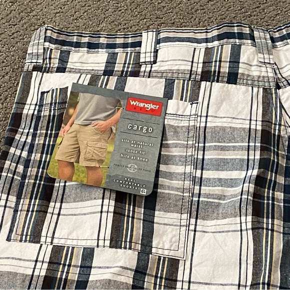 Wrangler‎ Shorts mens  Size 44 Pockets Cargo Plaid Comfortable Jeans New - Picture 4 of 15